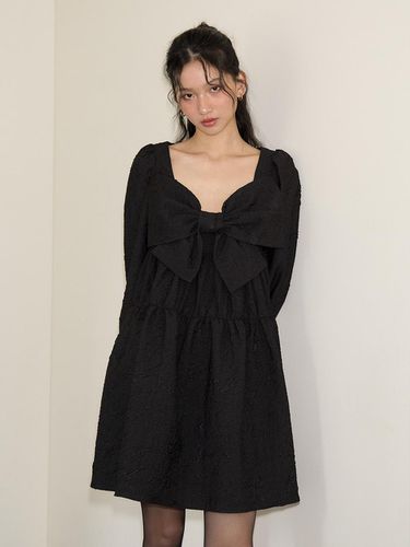 Ribbon Point Mini Dress_ Black - SALON DE YOHN - Modalova