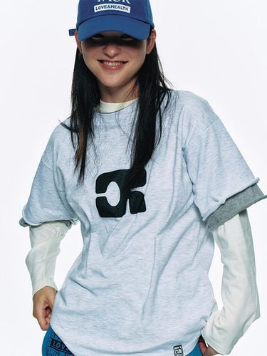 CENTAUR EMBLUM LAYERED T-SHIRT_GREY - CENTAUR.KR - Modalova