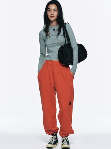 CENTAUR EMBLEM SWEATPANTS_RED - CENTAUR.KR - Modalova