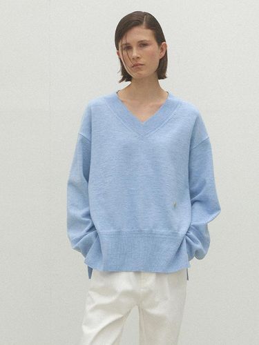 Essential V-neck Knit - Atelier Nain - Modalova