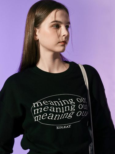 Cropped Lettering Meaning Out Sweatshirt [BLACK] - KOLEAT - Modalova