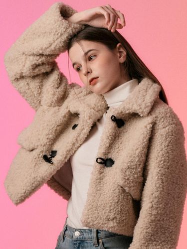 Crop Fur Mustang Fleece Jacket [Beige] - KOLEAT - Modalova