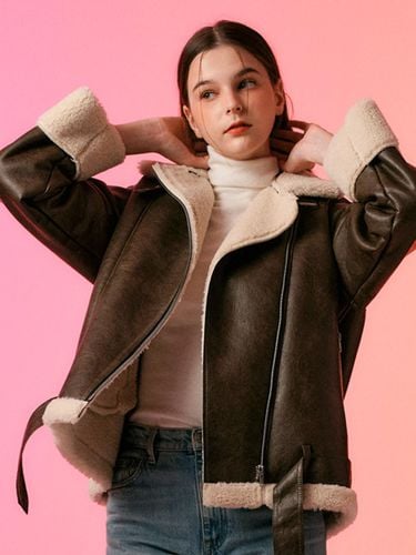 Crack Dumble Oversized Fit Shearling Jacket - KOLEAT - Modalova