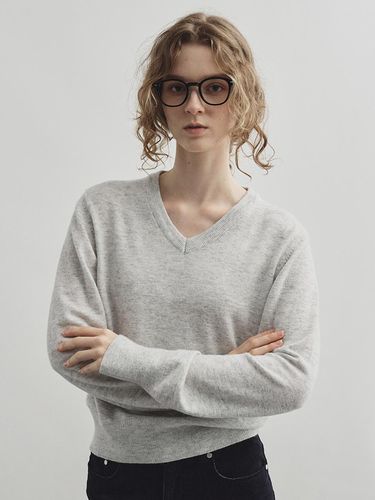 Wool Cashmere V-Neck Knitwear - MONGDOL - Modalova