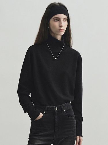 Wool cashmere turtleneck knit - MONGDOL - Modalova