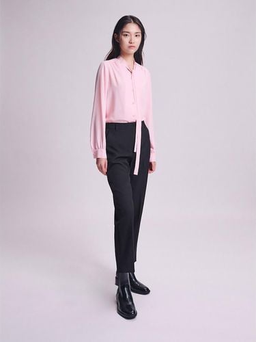 B. my] Ribbon Tie V-neck Blouse Light (BF486 - BEANPOLE LADIES - Modalova