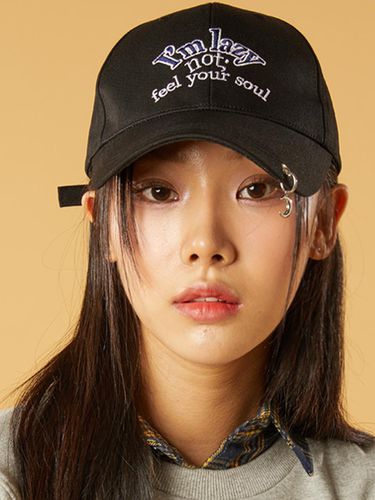 Layered Eyelet Ball Cap Lettering Embroidery Cap - KOLEAT - Modalova