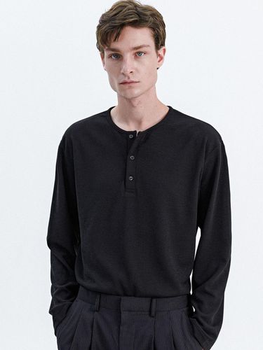 Henley Neck Long-Sleeved T-Shirt_Black - Trip LE Sens - Modalova