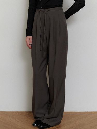 Comos 1192 two-tuck wide string pants () - ourcomos - Modalova