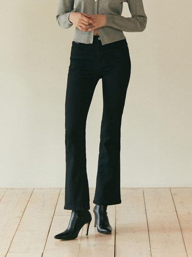 Cm short version added] SPAN BOOTCUT PANTS - Authenti - Modalova