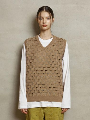 ROPE CHECKER KNIT VEST / BEIGE - UNALLOYED - Modalova