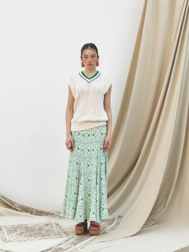 Moroccan Bell Long Skirt, Green - KUME - Modalova