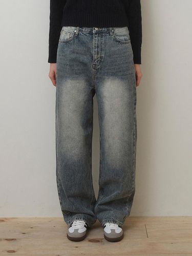 Vintage Two Tone Washing Denim Pants - BELLOL - Modalova