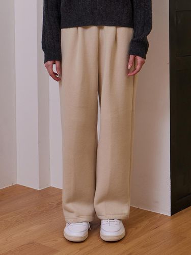 Cozy Fleece Banding Sweat Pants - BELLOL - Modalova