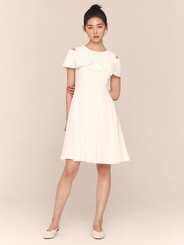 Jessica / Shoulder Slit Ribbon Mini Dress(3color) - S BLANC - Modalova