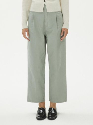 ALL-SEASON] PINTUCK COTTON STRAIGHT PANTS_GREEN - LADYVOLUME - Modalova