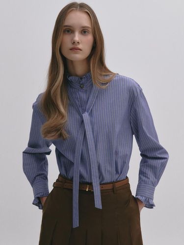 Tie Ruffled Band Neck Shirt BLUE - GRAYDATION - Modalova