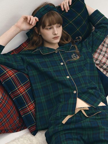 Women Flannel Check Pajama Pair - GRAYDATION - Modalova