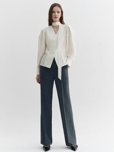 Front Lip Pocket Slightly Boots Cut Pants - GRAYDATION - Modalova