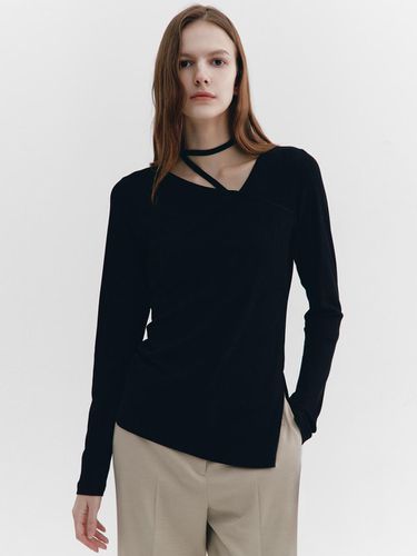 Asymmetric Neckline T-shirts BLACK - GRAYDATION - Modalova