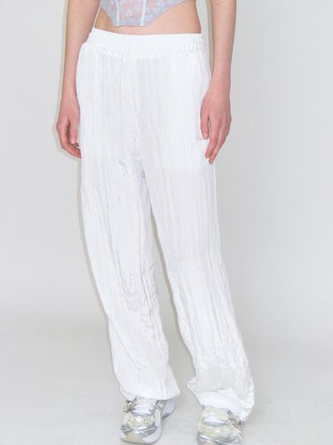 FRILL LINE WRINKLED PANTS_WHITE - CRANK - Modalova