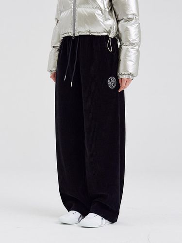 Patch Needlework Corduroy Wide Pants_Black - mellurbane - Modalova