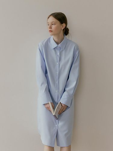 TUCK LONG SHIRT DRESS - Blue - THE PENNY - Modalova