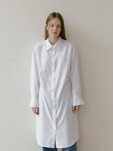 TUCK LONG SHIRT DRESS - THE PENNY - Modalova