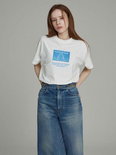 PATCH LOGO T - SHIRT WHITE - MAISON246 - Modalova