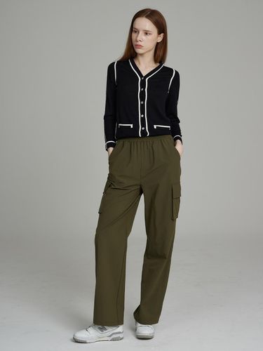 BASIC LOGO CARGO PANTS (2color) - MAISON246 - Modalova