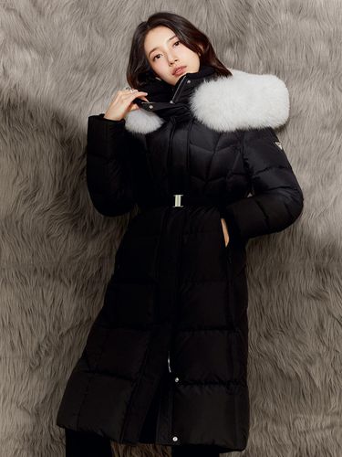 SUZY] faux fur long down YO4W5876 - Guess - Modalova