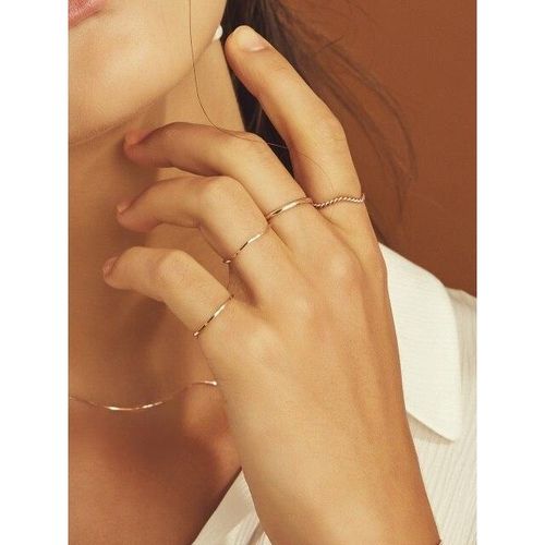 Four set silm rose gold ring - LOVE ME MONSTER - Modalova