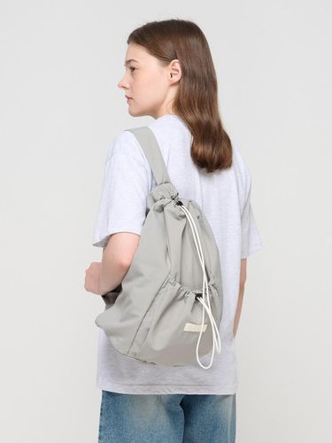 String Pocket Sling Backpack (Gray) - ROIDESROIS - Modalova