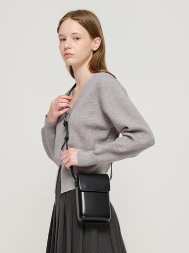 Minimal Tab Square Shoulder Cross Bag (Black) - ROIDESROIS - Modalova