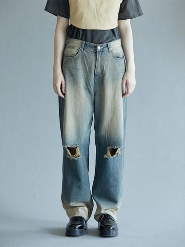 Vintage Dirty Destroyed Denim Pants - PINBLACK - Modalova