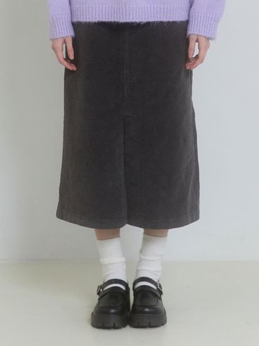 WINTER SLIT CORDUROY SKIRT_CHARCOAL - PINK PINEAPPLE - Modalova