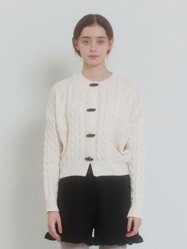 COZY EMBRACE TOGGLE CARDIGAN_IVORY - PINK PINEAPPLE - Modalova