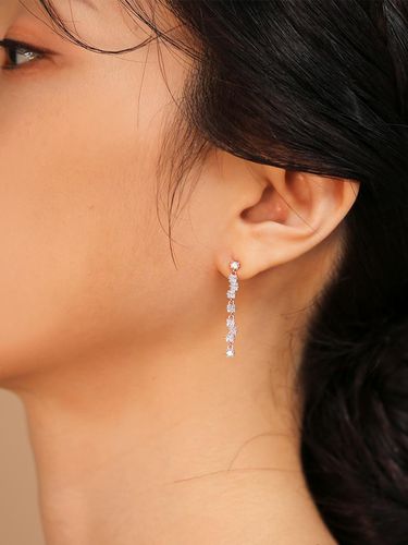 Karena crystal drop earrings - JUDY AND PAUL - Modalova