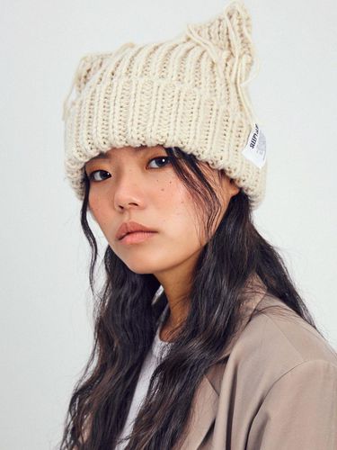 BREAD BEIGE BEANIE - SLEEPYSLIP - Modalova