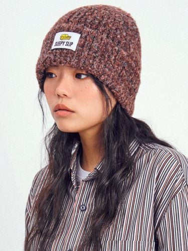 TEDDY BURGUNDY BEANIE - SLEEPYSLIP - Modalova