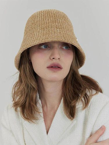 Medium Weight Corduroy Bucket Hat H036BE - ACCLET - Modalova