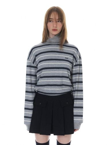 WT VIA TURTLENECK T SHIRT (3COLOR) - grove - Modalova