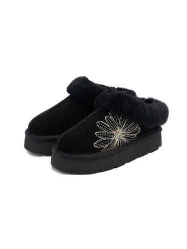 CLASSIQUE FUR MULE_BLACK - MARDI MERCREDI LESPOMPES - Modalova