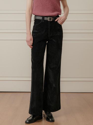 Exclusive] Velvet Wide Jeans (Black) - UMER - Modalova