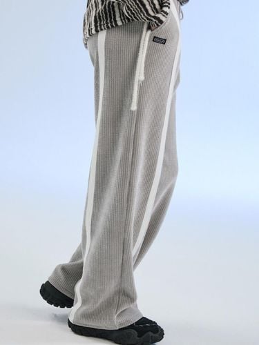 DIAGONAL LINE PANTS (GRAY) - OoH-AHh! - Modalova