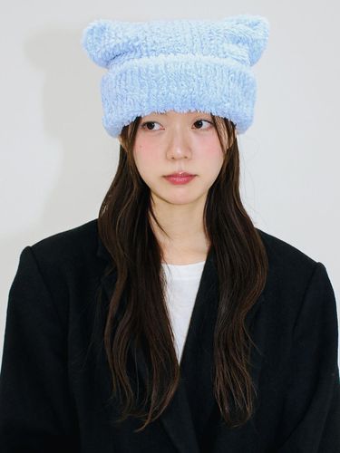 FUR CAT EAR BEANIE_SKY BLUE - oneninenineone - Modalova