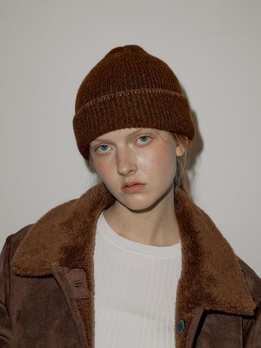 Stitch beanie (Brown) - moslu - Modalova