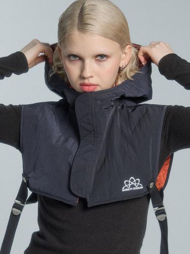 PADDED VEST BLALCLAVA (BLACK) - OoH-AHh! - Modalova