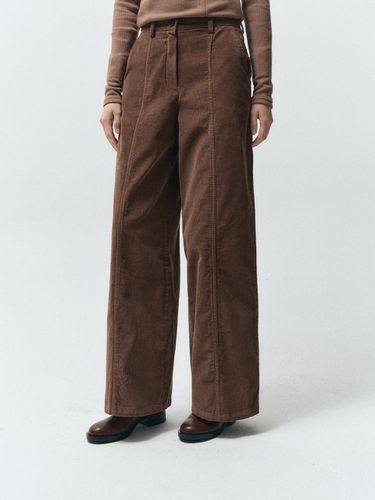 BASIC CORDUROY WIDE PANTS, BROWN - MMAK - Modalova