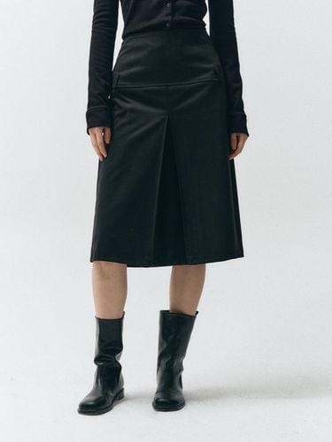 A LINE SUEDE MIDI SKIRT, BLACK - MMAK - Modalova